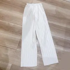 【美品】ホワイト ワイドレッグパンツ ウエストゴム シンプル
