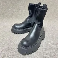 ザラ ZARA ソックスブーツ サイドジップ トラックソール 23.0㎝