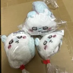 モモンガ　ちいかわ　ぬいぐるみシュシュ　ねそべりマスコット　ミニがま口ポーチ