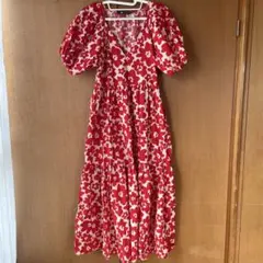 ZARA パフスリーブ ロングワンピース　赤