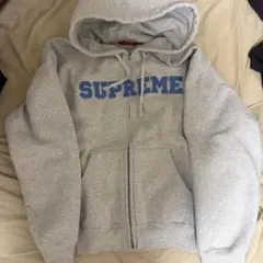 supreme パーカーのサムネイル