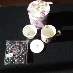 ティーカップセット バラ柄