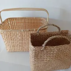 カゴ２個　（バスケット）