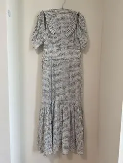 [スナイデル] フリルオーバーワンピ