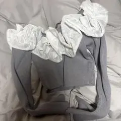 フリル付きグレーニットセーター　Chico