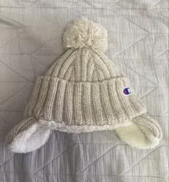 Champion チャンピオン 耳付きニットキャップ 裏ボア　ベージュ