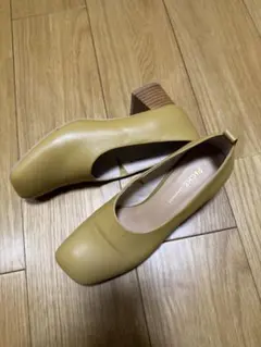 PICHE ABAHOUSE パンプス イエローのサムネイル