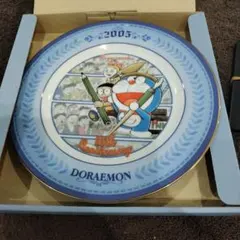 ドラえもん　イヤープレート2005