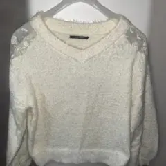 one way Vネックニットセーター ホワイト