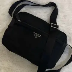 美品 PRADA ショルダーバッグ カメラバッグ ナイロン レザー 三角ロゴ
