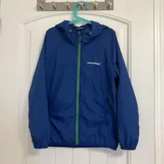 未使用に近い　モンベル　ウインドブレーカー　ウィンドブラストパーカー　140cm