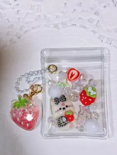 キャンディーバッグキーホルダー 白