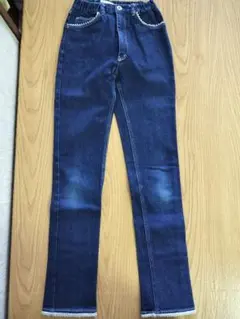 メゾピアノ　濃紺 デニム レース付き　ハートポケット