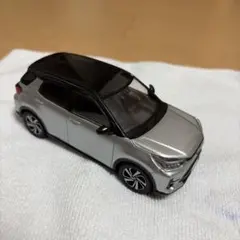 1/30 非売品 トヨタライズ カラーサンプル RAIZE ホワイト ミニカー