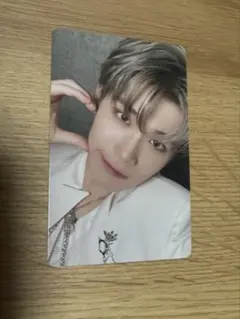 ゼベワン テレ タワレコ 白衣装