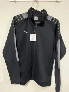 超特価　PUMA トラックジャケット　トレーニングジャケット ジャージ ブラック