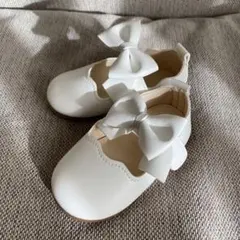 フォーマルシューズ　ベビー　キッズ　ドレス　リボン　結婚式　ホワイト