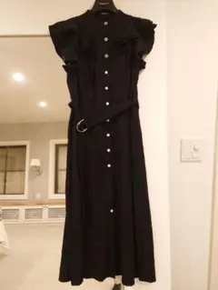 黒ロングワンピース　半袖フリル　Мサイズ