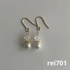 No.633 シンプル　スワロフスキー　ホワイトトパーズ　ピアス　イヤリング