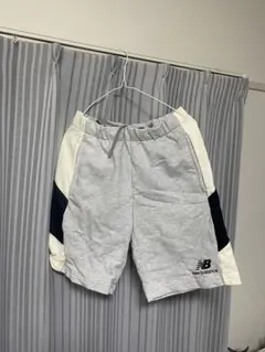 New Balance ショートパンツ グレー