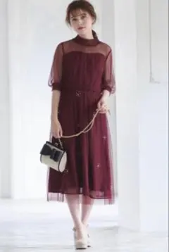 お呼ばれドレス　マジェスティック レゴンのサムネイル