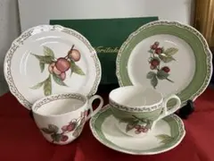 ノリタケ ティーカップセット 果物モチーフ