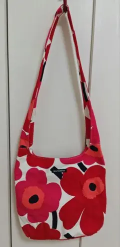 マリメッコmarimekko Unikko ショルダーバッグ レッドのサムネイル