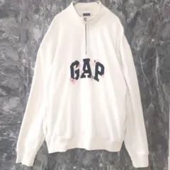 GAP ハーフジップ スウェット ホワイト 刺繍ロゴ S さくらコレクション