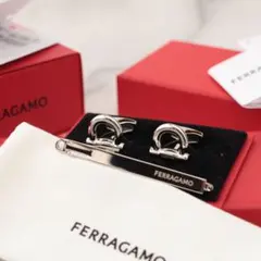 新品・未使用　Salvatore Ferragamo シルバー カフリンクス Salvatore Ferragamo カフリンクス ガンチーニ シルバー - メルカリ