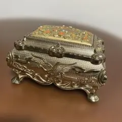 Item thumbnail for item d95c21b2-1ea2-4dc6-a01d-deaf155f7d55