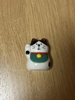 デコレコンコンブル　招き猫　置物　箸置き　インテリア