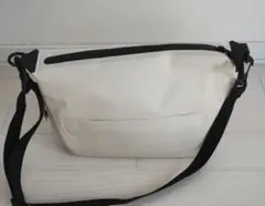 無印良品 ショルダーバッグ 白