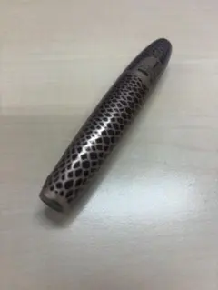 ヘレナルビンスタイン　コブラブラックのサムネイル
