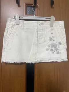 ROXY アイボリー ミニスカート 刺繍 フリンジのサムネイル
