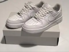 Nike Air Force 1 ホワイト