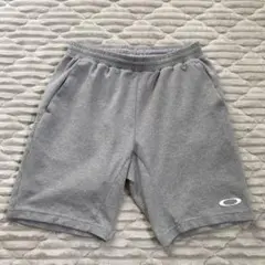 Oakley グレー ショートパンツ