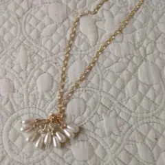 ゴールドチェーン パール風ビーズ ネックレス