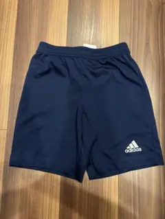 adidas ネイビー ショートパンツ　サッカー　130