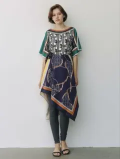 アシンメトリー　スカーフ柄　ワンピース ロング 新品未使用