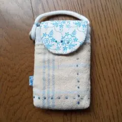 ハンドメイド  フラップ付ポーチ