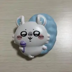 ちいかわ モモンガ 光るなにか