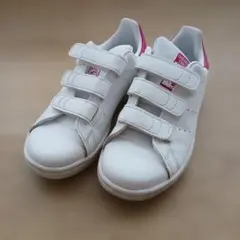 adidas Stan Smith ベルクロスニーカー　18㎝