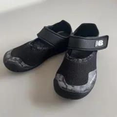 New Balance キッズサンダル ブラック【16.0cm】
