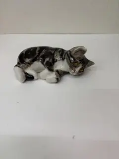 グレーと茶色の模様 が美しい約20cm ケンジントンキャット 小顔で