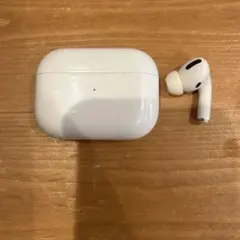 ピ*ー様 【純正】AirPods Pro 第1世代（右耳＋充電ケース）訳あり品・