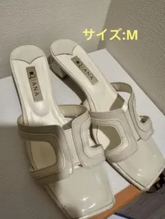 DIANA ホワイトオープントゥサンダルMサイズ