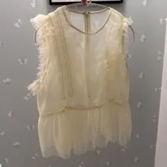 美品　STYLEMIXER タンクトップ ノースリーブ チュールフリルベスト