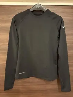 Nike Therma-FIT 長袖シャツ ブラック　レディース