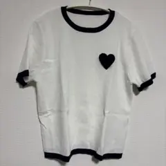 ホワイト 半袖Tシャツ ハート刺繍