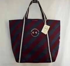 アニヤハインドマーチxTuck shop ユニバーサルバッグ(大)のサムネイル